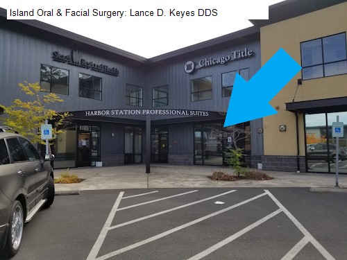 Island Oral & Facial Surgery: Lance D. Keyes DDS