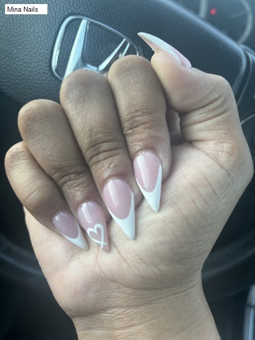 Mina Nails