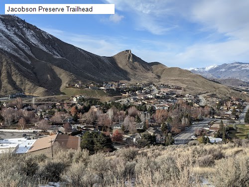 Jacobson Preserve Trailhead