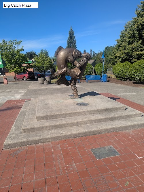 Big Catch Plaza