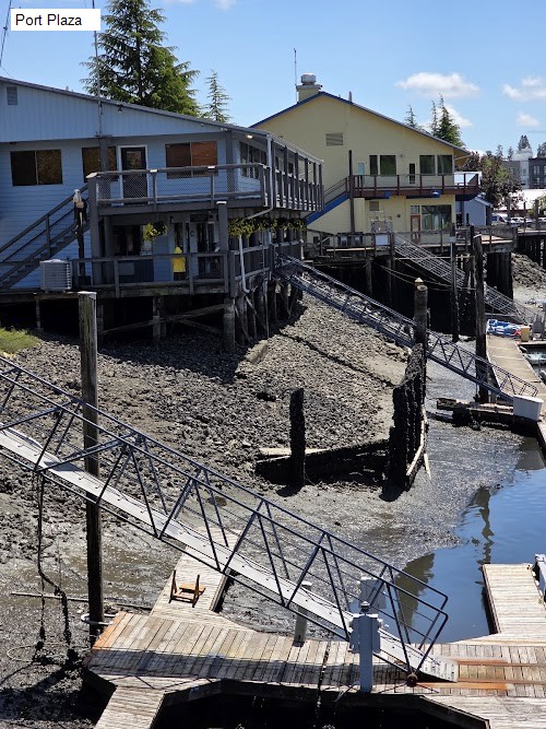 Port Plaza
